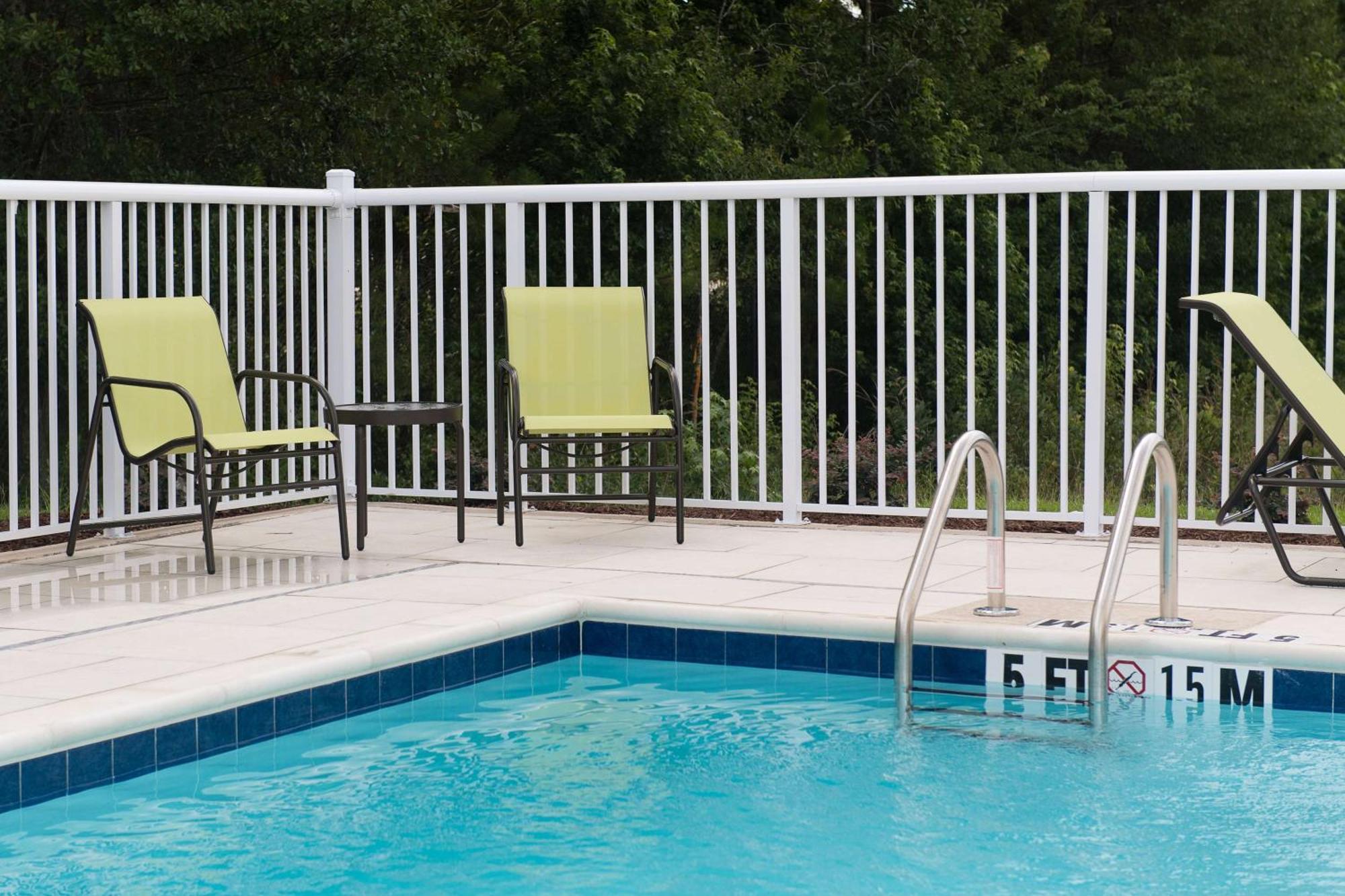 Hampton Inn & Suites Walterboro Exteriör bild